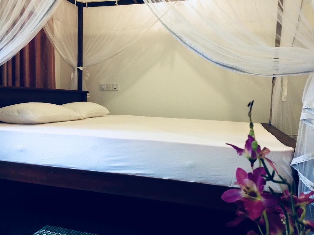 Damith Tourist Inn Mirissa Εξωτερικό φωτογραφία