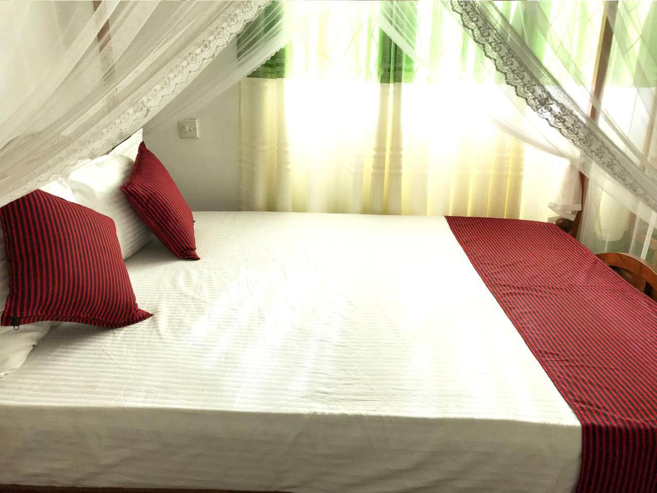 Damith Tourist Inn Mirissa Εξωτερικό φωτογραφία